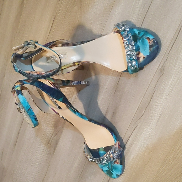 Guess stilettos - Picture 3 of 5